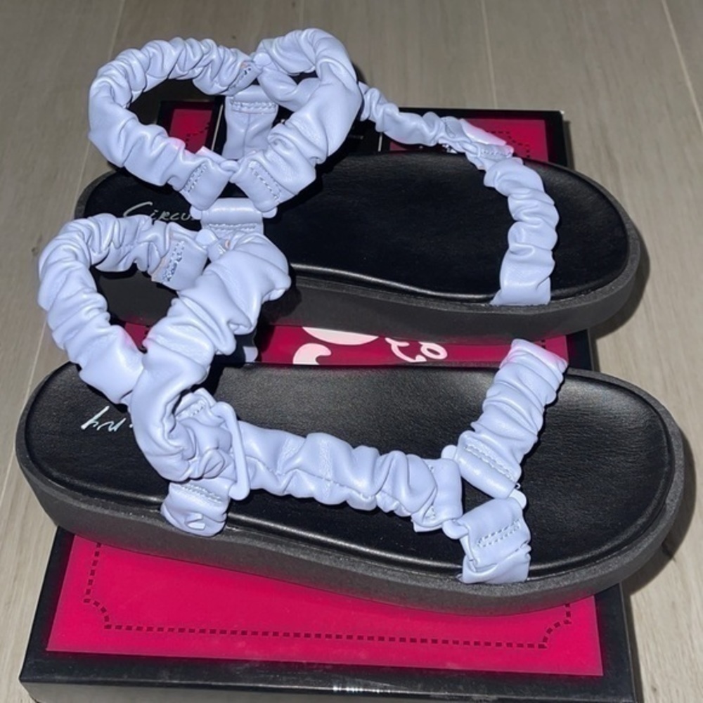 Sam Edelman Ruched Strap Sandal Light Blue - Picture 5 of 12